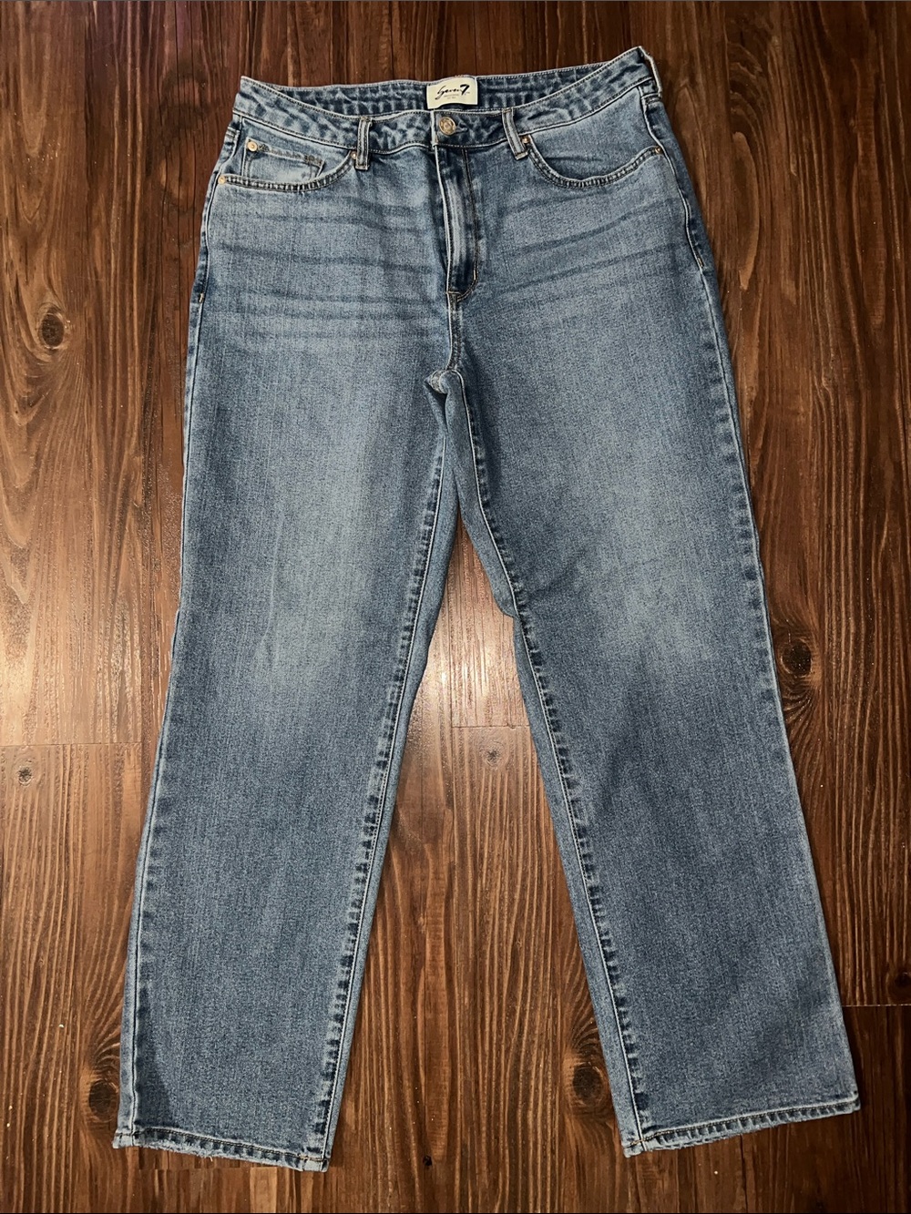 Seven7 Women's Straight Leg Light Blue Denim Jeans